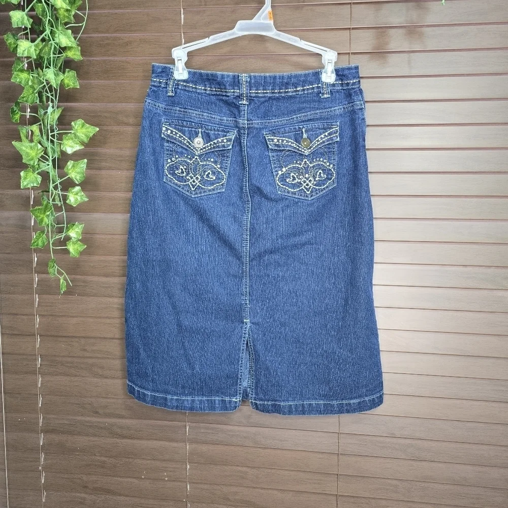 Cato Midwash Split Hem Midi  Denim Skirt Women's Size 10 - Picture 2 of 12
